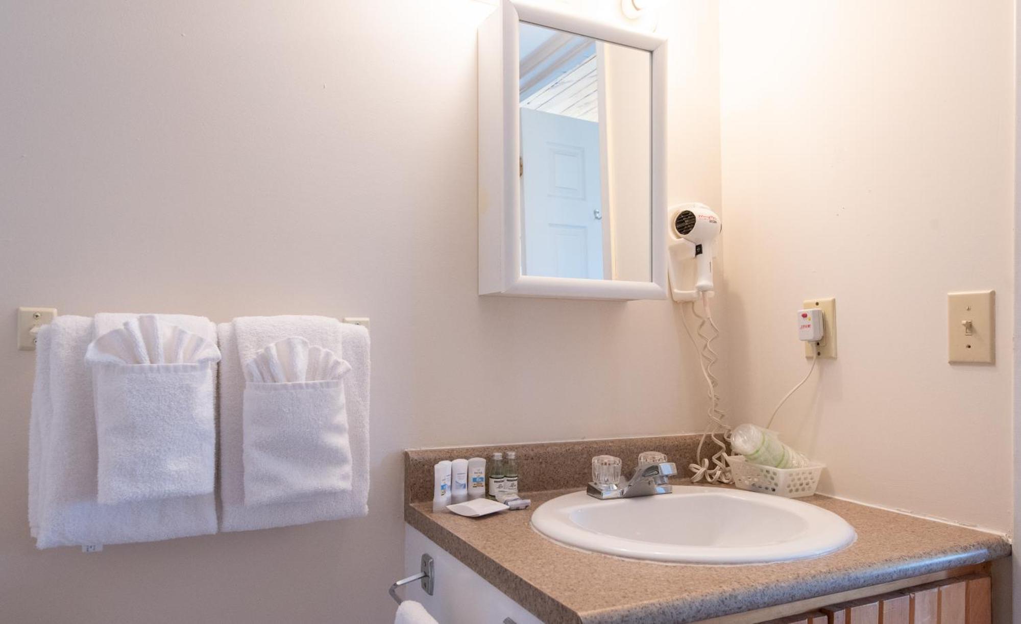 Canadas Best Value Inn & Suites Summerside Kültér fotó